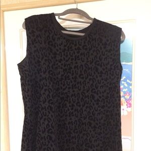 🎉🎉Gorgeous thick black leapard tank